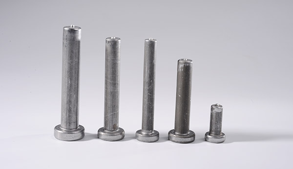 焊釘焊前檢查應(yīng)該怎么操作？